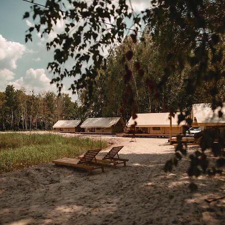 Glamping Mandra Kanev 호텔 Leplyavo 외부 사진